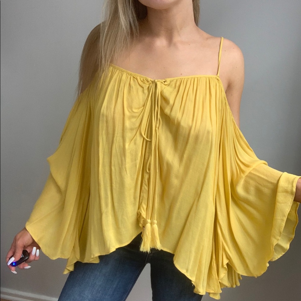 Yellow flowy top